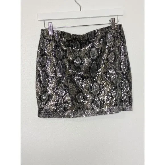 Express Women's Sequin Lined Mini Skirt Size XS Shimmer Glam Party Rocker - Picture 2 of 7